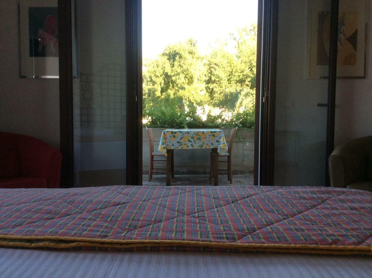 Bright Modern Country Home Castelbuono  Eksteriør billede